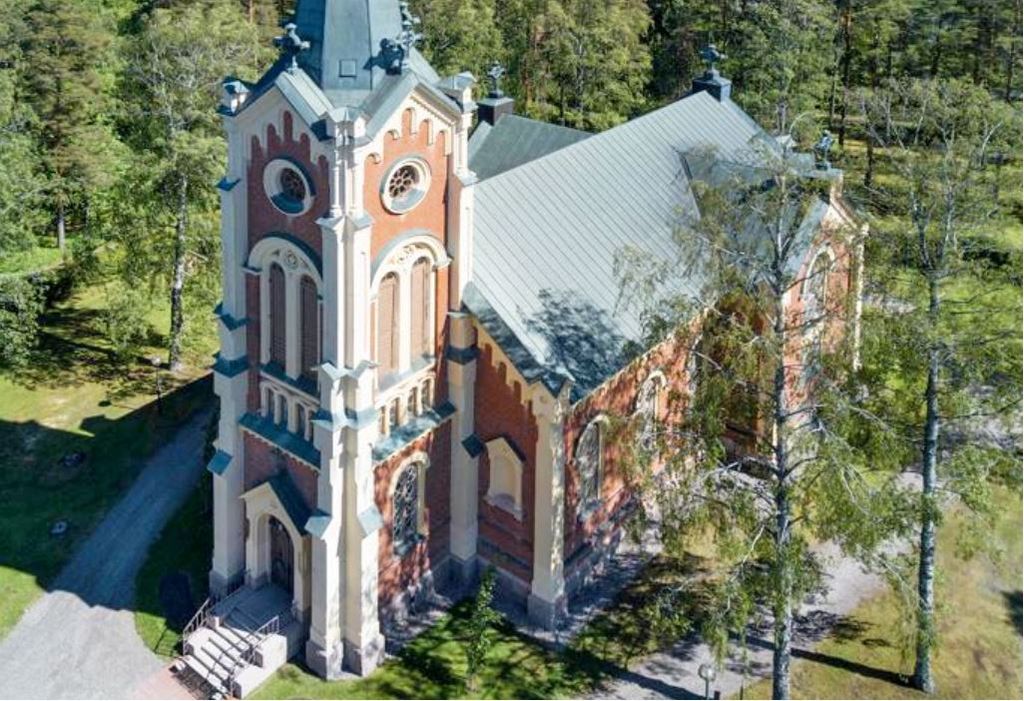 Kärkölän kirkko rakennettiin vuosina 1887-1889.