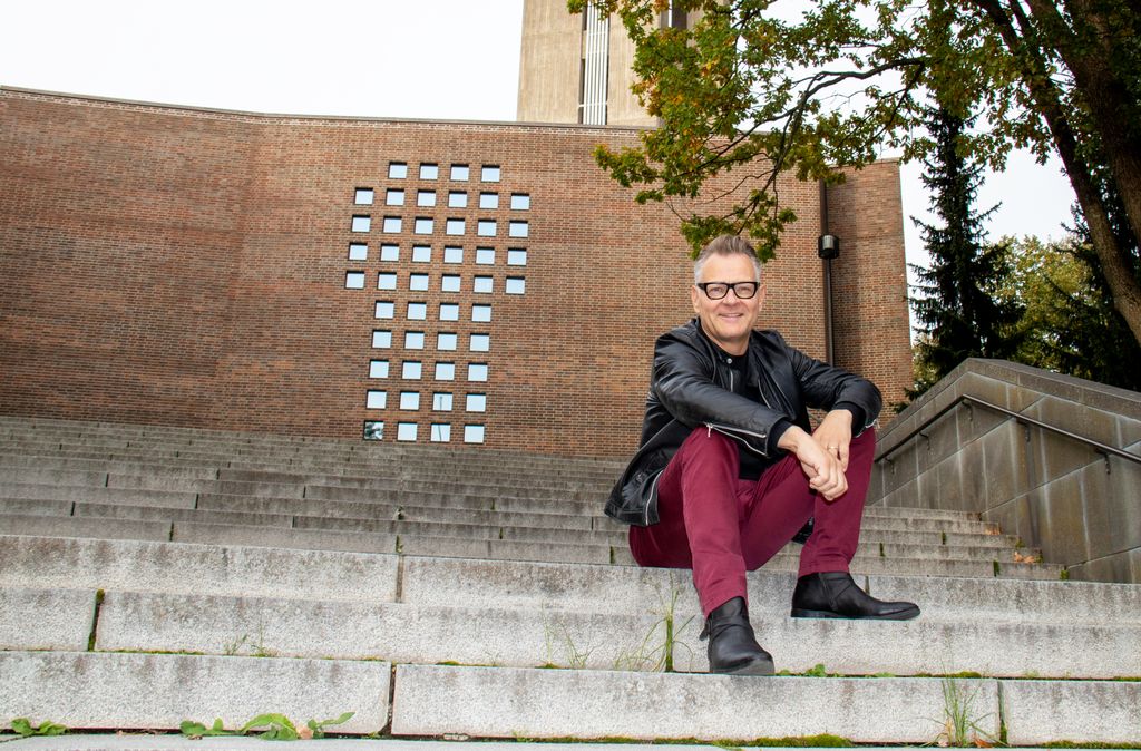 Kärsimystiessä on keskeistä toivon ja armon sanoma, jota tarvitaan tänä päivänä enemmän kuin pitkään aikaan, sanoo katunäytelmän ohjaaja Petri Liski. Kuva: Markus Luukkonen